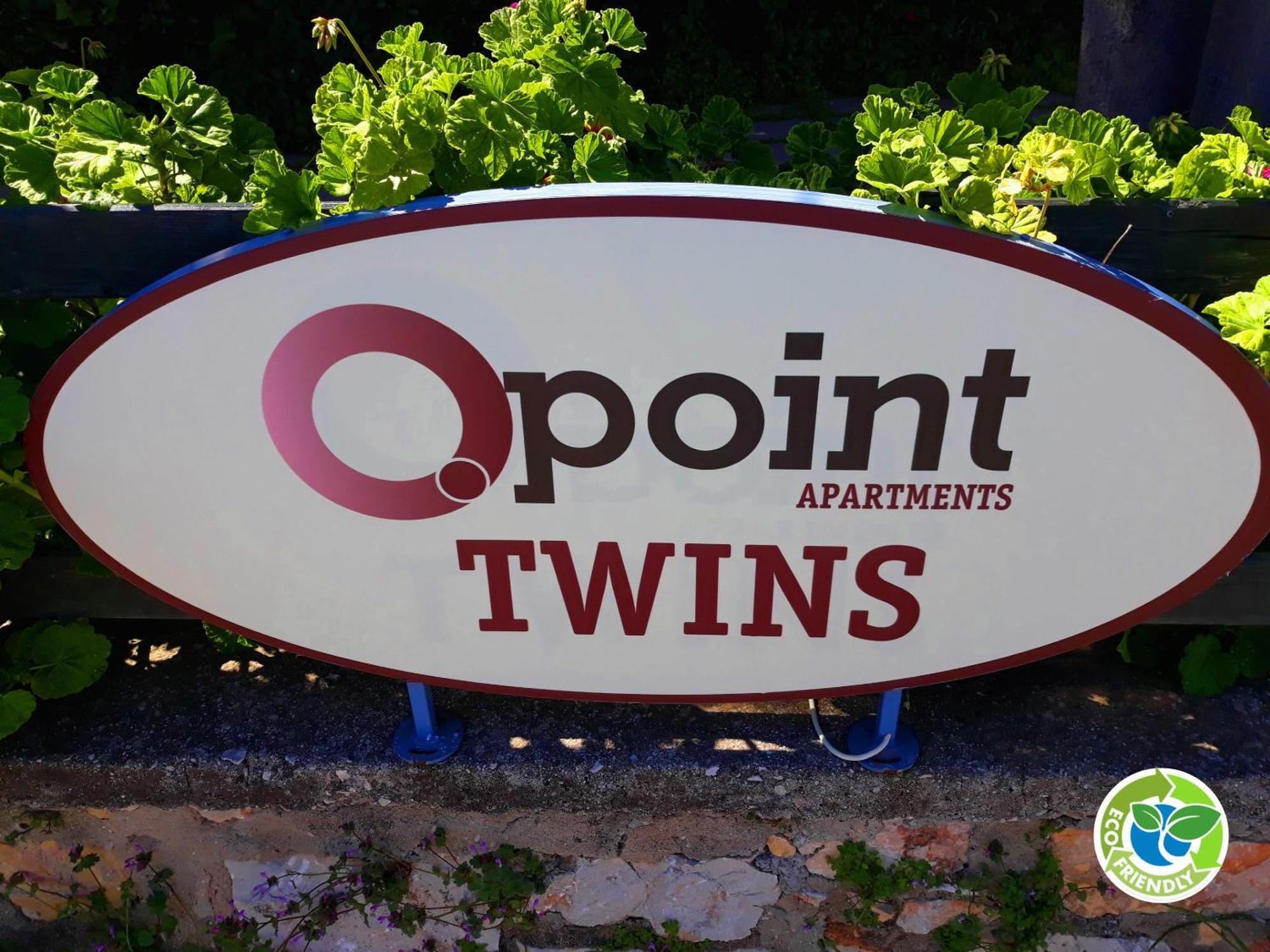 Point Twins Apartments Vrontádos Екстериор снимка