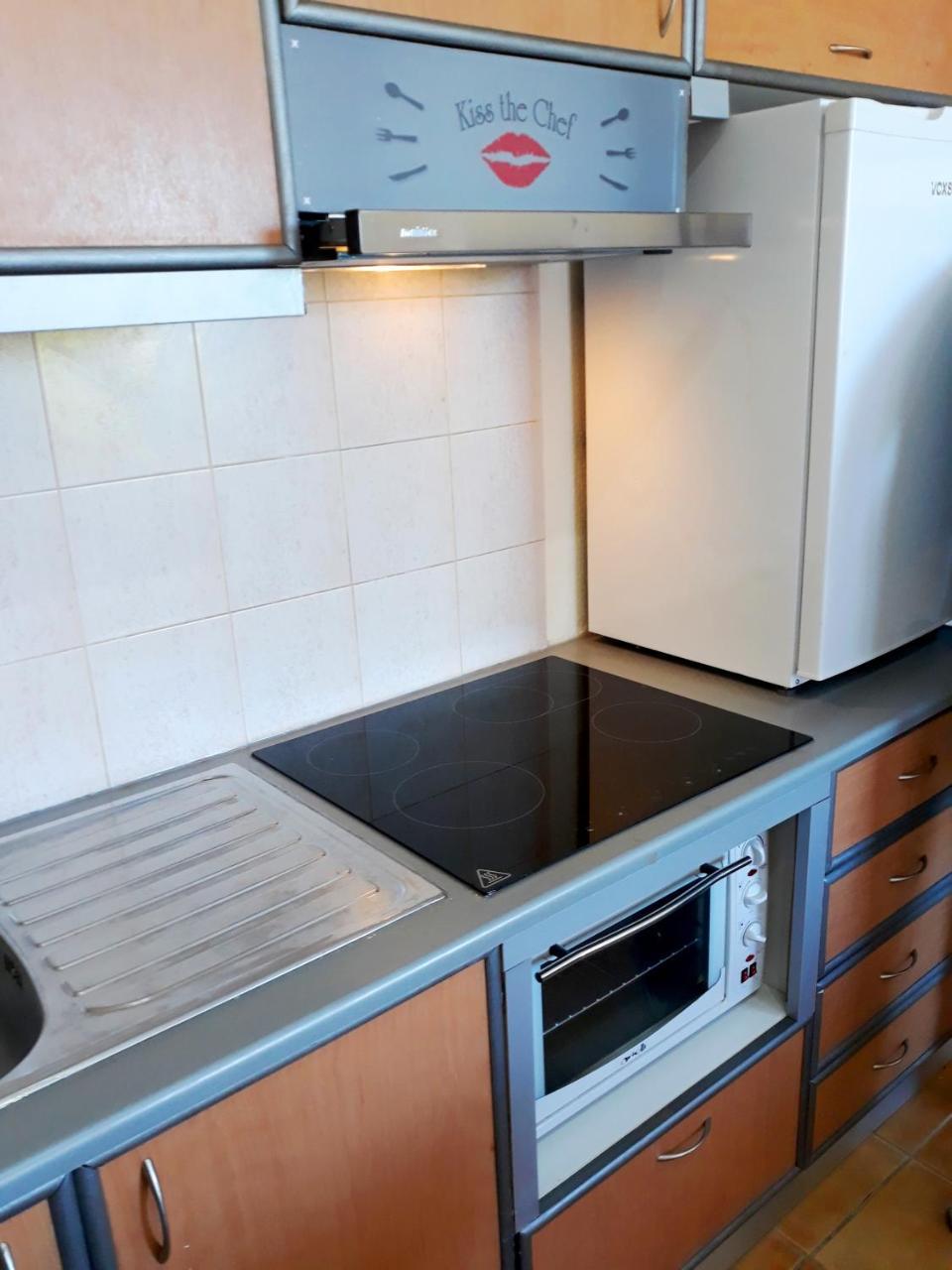 Point Twins Apartments Vrontádos Екстериор снимка
