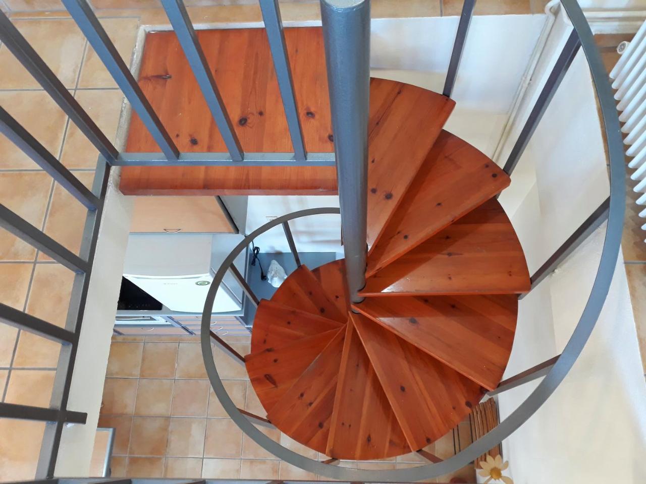 Point Twins Apartments Vrontádos Екстериор снимка