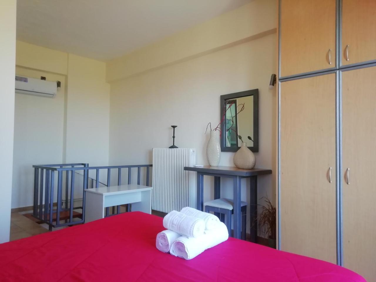 Point Twins Apartments Vrontádos Екстериор снимка