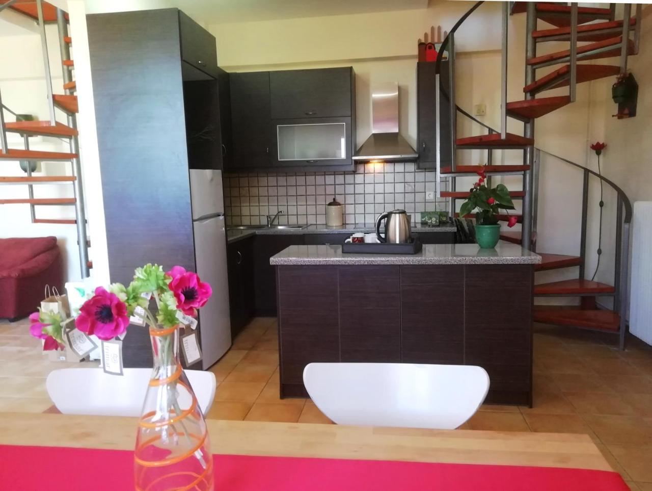 Point Twins Apartments Vrontádos Екстериор снимка