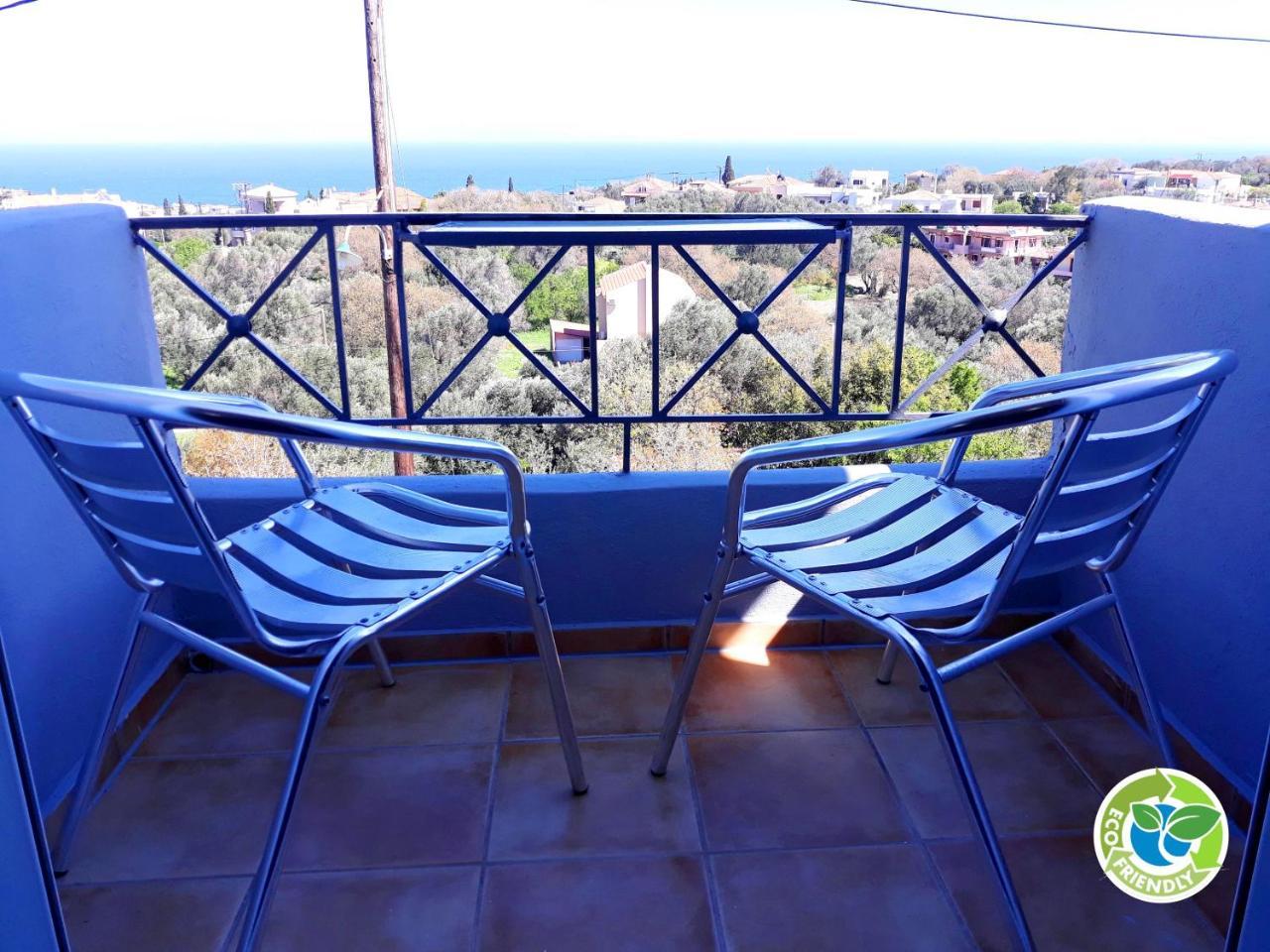 Point Twins Apartments Vrontádos Екстериор снимка