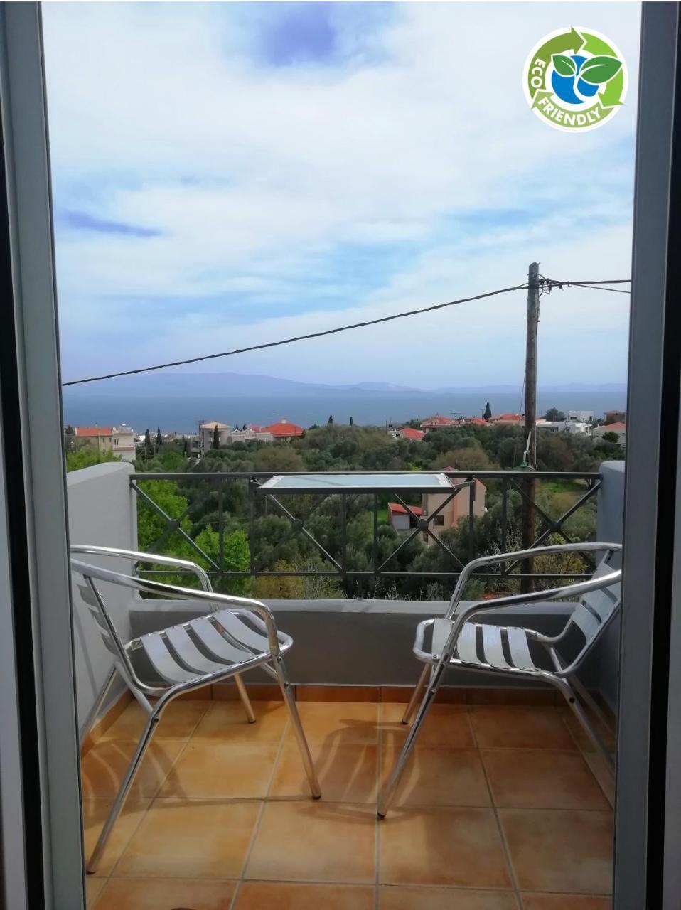 Point Twins Apartments Vrontádos Екстериор снимка